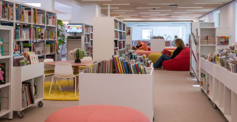 Médiathèque Ancienne Poste Versailles