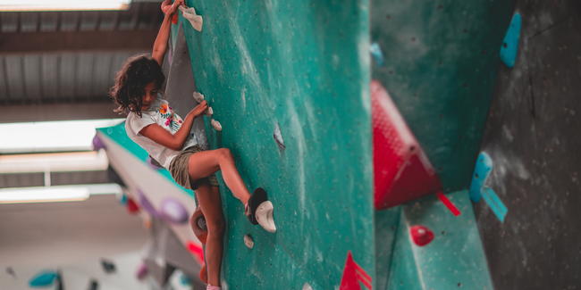 Vertical'Art escalade indoor enfants ados famille en Ile-de-France