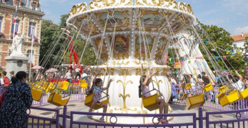 La féérie des enfants : fête foraine à Rueil-Malmaison dans les Hauts-de-Seine (92)