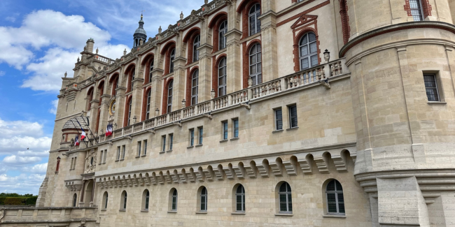 Visite culturelle en famille à Saint-Germain-en-Laye Historique du château, visite guidée avec les ados au Musée d'Archéologie Nationale dans les Yvelines (78)