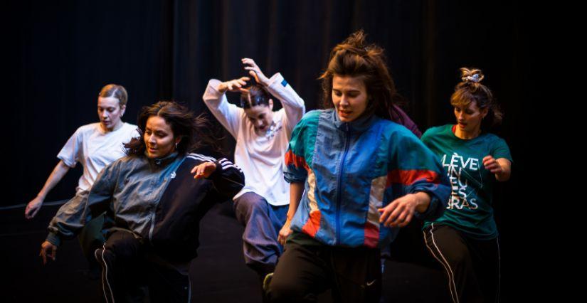 Imminentes © Clément Szczuczynski Imminentes, spectacle de danse poétique en famille à Vélizy (78)