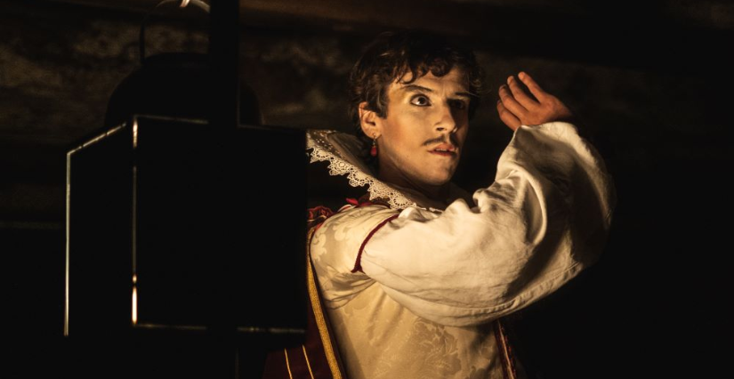 Sortie nocturne ado au château de Chantilly : théâtre à la bougie 