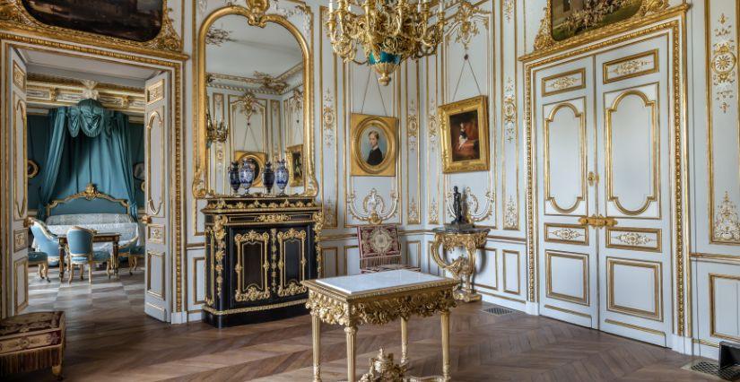 Famille en visite au château de Chantilly