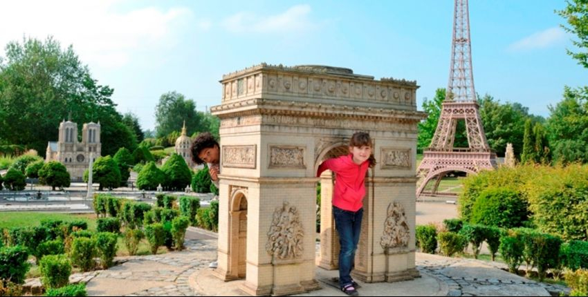 France Miniature parc d'attractions à Elancourt Yvelines Ile-de-France